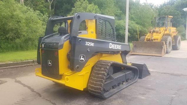 2015 John Deere 329E Skidsteer